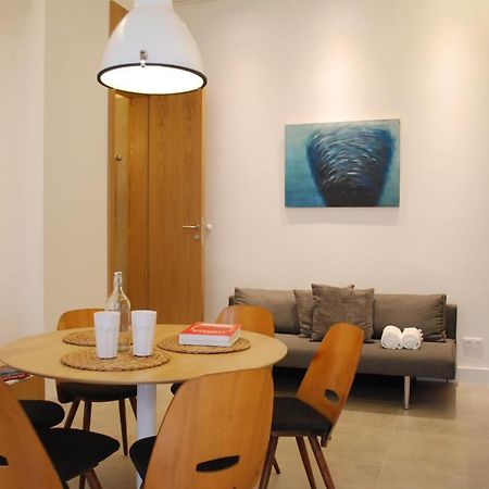 Stylish Studios Apartment In The City Center With Air Conditioning Budapest Exteriör bild