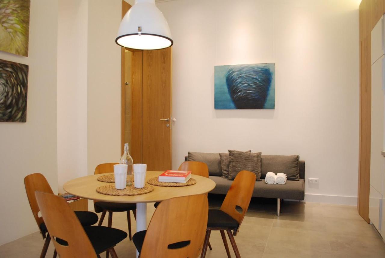Stylish Studios Apartment In The City Center With Air Conditioning Budapest Exteriör bild
