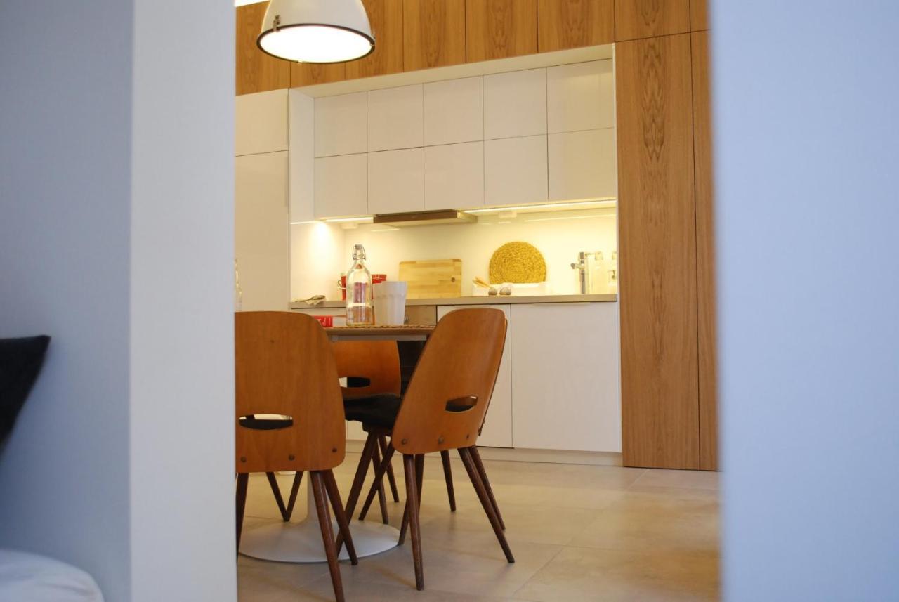 Stylish Studios Apartment In The City Center With Air Conditioning Budapest Exteriör bild