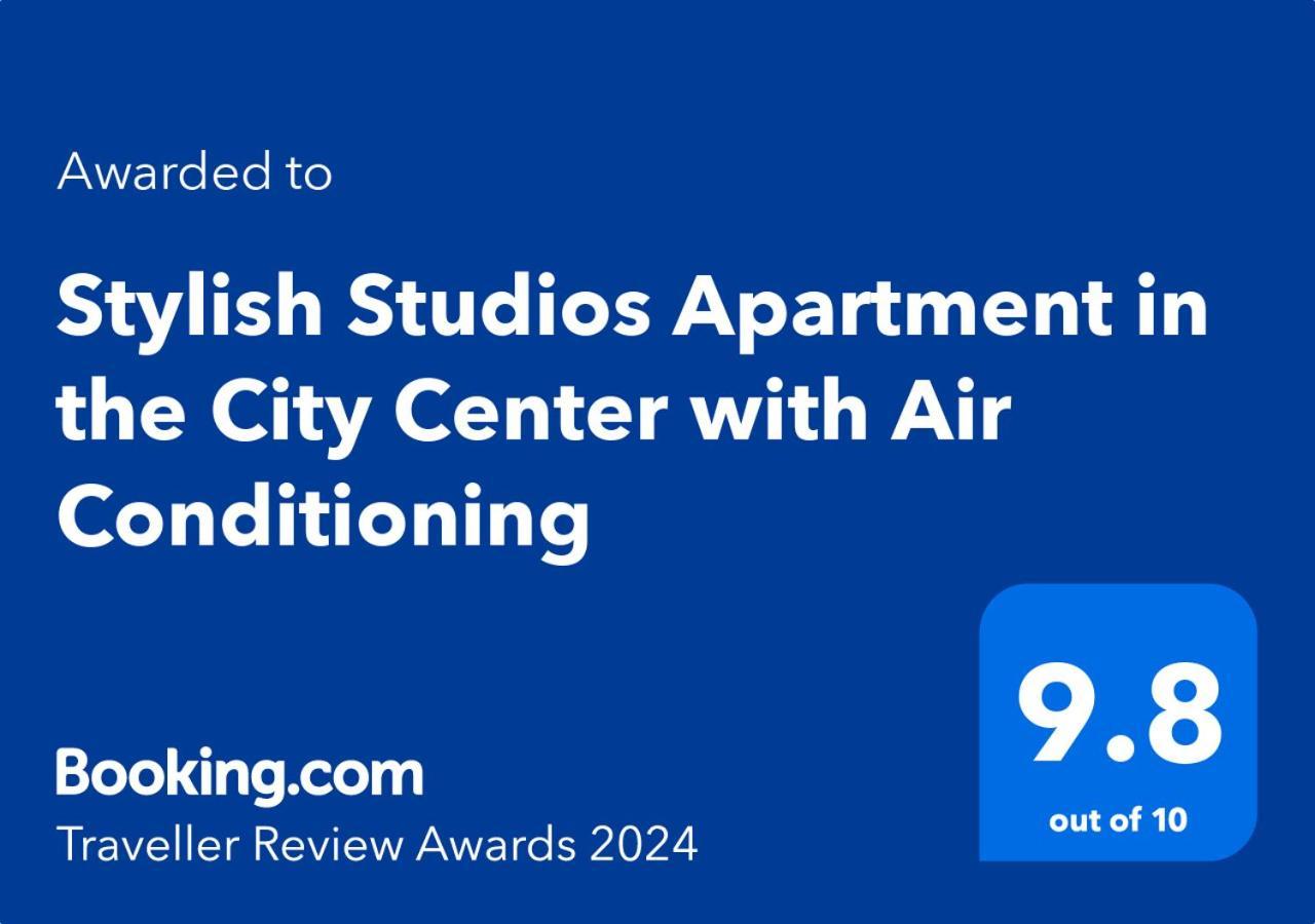 Stylish Studios Apartment In The City Center With Air Conditioning Budapest Exteriör bild